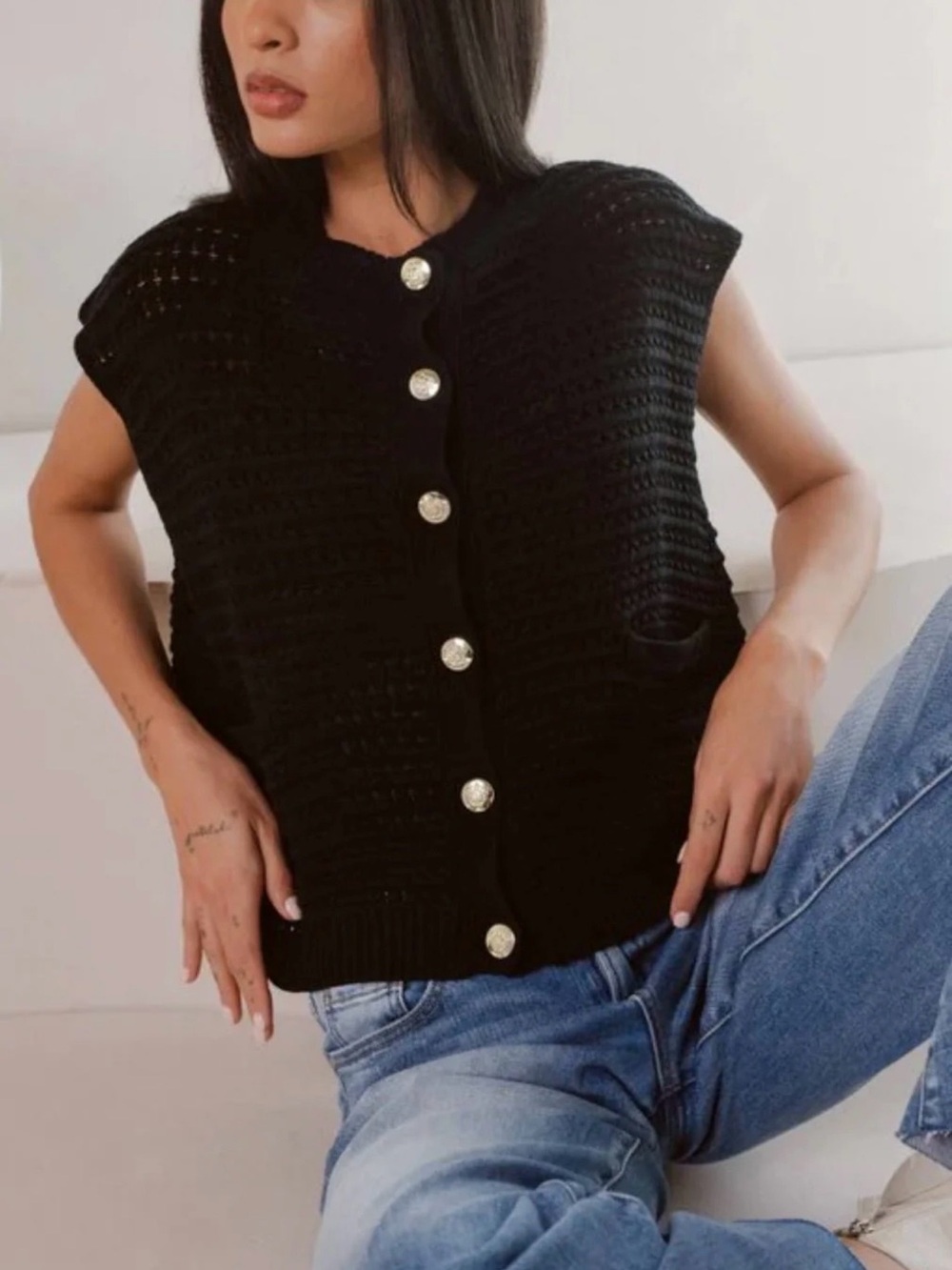 Elan Alya Sweater Vest Black
